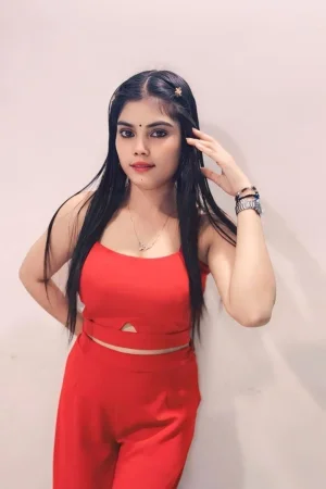 Priya Escort